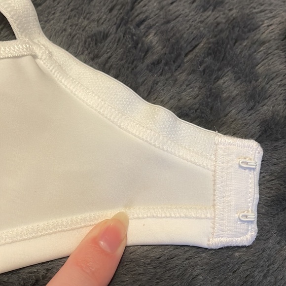 NEW - WonderBra 2483 - White - Wire Free - 36 C - Picture 13 of 14